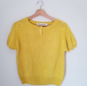 Vintage yellow crop sweater